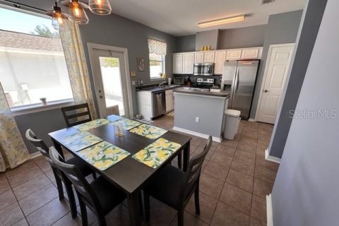 Townhouse in Windermere, Florida 2 bedrooms, 110 sq.m. № 2121157 - photo 10