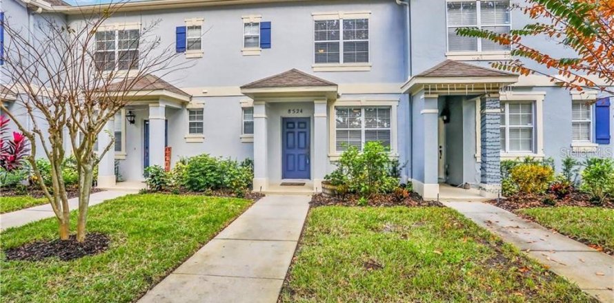 Townhouse in Windermere, Florida 2 bedrooms, 110 sq.m. № 2121157