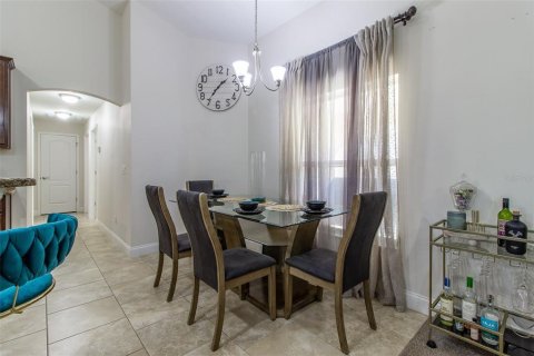 House in Ocala, Florida 4 bedrooms, 212.19 sq.m. № 1642427 - photo 8