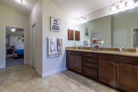 House in Ocala, Florida 4 bedrooms, 212.19 sq.m. № 1642427 - photo 21