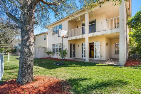 House in Wellington, Florida 5 bedrooms, 285.67 sq.m. № 2397841 - photo 7