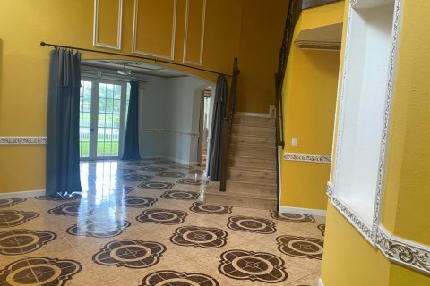 House in Wellington, Florida 5 bedrooms, 285.67 sq.m. № 2397841 - photo 26