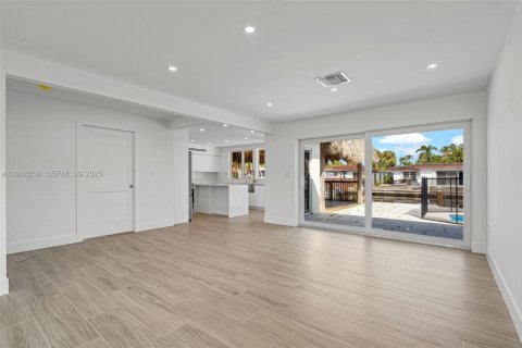 Casa en venta en Pompano Beach, Florida, 3 dormitorios, 158.21 m2 № 1983060 - foto 10