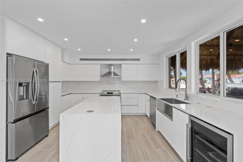 Casa en venta en Pompano Beach, Florida, 3 dormitorios, 158.21 m2 № 1983060 - foto 15