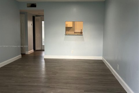 Copropriété à vendre à Sunrise, Floride: 1 chambre № 1956550 - photo 10