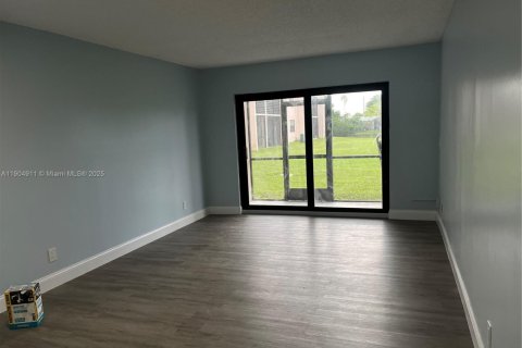 Copropriété à vendre à Sunrise, Floride: 1 chambre № 1956550 - photo 3