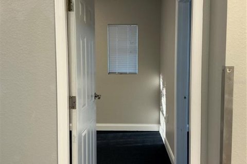 Commercial property in Orlando, Florida 116.13 sq.m. № 1793632 - photo 20
