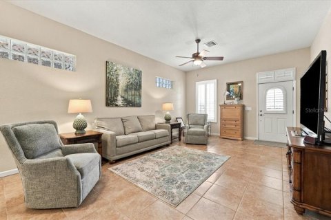 Casa en venta en Polk City, Florida, 2 dormitorios, 166.48 m2 № 2388313 - foto 11