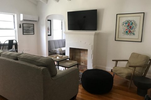 Apartment in Miami Beach, Florida 1 bedroom, 77.11 sq.m. № 2002735 - photo 7