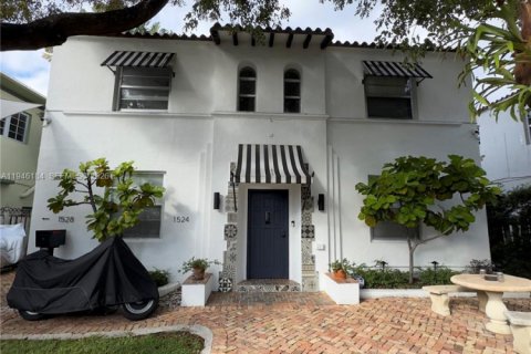 Apartment in Miami Beach, Florida 1 bedroom, 77.11 sq.m. № 2002735 - photo 2