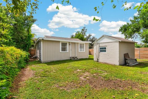 House in Tampa, Florida 3 bedrooms, 104.98 sq.m. № 2396313 - photo 29