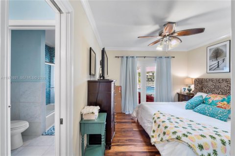 Купить виллу или дом в Пальметто-Бей, Флорида 5 спален, 332.78м2, № 2040843 - фото 19