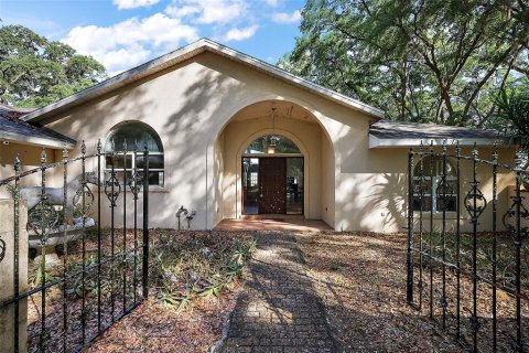 Casa en venta en Umatilla, Florida, 3 dormitorios, 230.86 m2 № 1722347 - foto 2