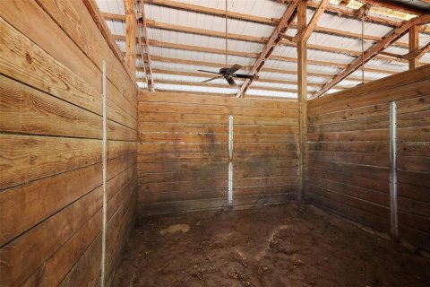 Casa en venta en Umatilla, Florida, 3 dormitorios, 230.86 m2 № 1722347 - foto 30