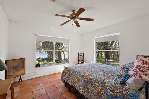 Casa en venta en Umatilla, Florida, 3 dormitorios, 230.86 m2 № 1722347 - foto 18