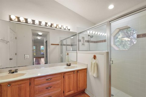 Casa en venta en Umatilla, Florida, 3 dormitorios, 230.86 m2 № 1722347 - foto 15