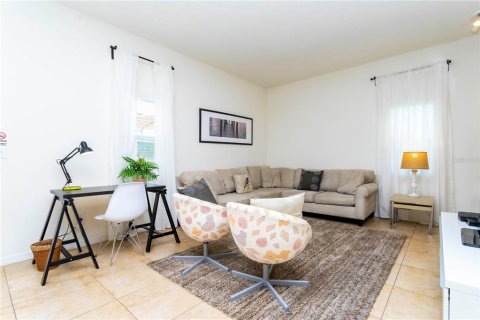 Touwnhouse à louer à Kissimmee, Floride: 4 chambres, 151.99 m2 № 2433676 - photo 9