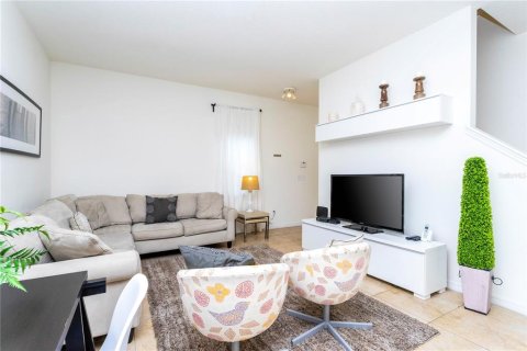 Touwnhouse à louer à Kissimmee, Floride: 4 chambres, 151.99 m2 № 2433676 - photo 11