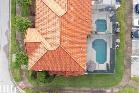 Touwnhouse à Kissimmee, Floride 4 chambres, 151.99 m2 № 2433676