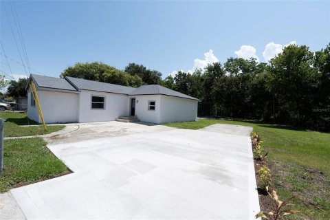 Casa en venta en Winter Garden, Florida, 4 dormitorios, 133.22 m2 № 2205482 - foto 2