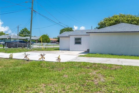 Casa en venta en Winter Garden, Florida, 4 dormitorios, 133.22 m2 № 2205482 - foto 19