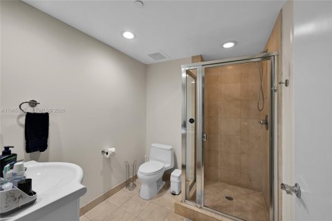 Condominio en venta en Hallandale Beach, Florida, 3 dormitorios, 145.95 m2 № 2044814 - foto 28