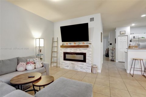 Touwnhouse à vendre à Homestead, Floride: 3 chambres, 151.24 m2 № 2044351 - photo 7