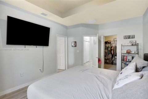 Touwnhouse à vendre à Homestead, Floride: 3 chambres, 151.24 m2 № 2044351 - photo 12