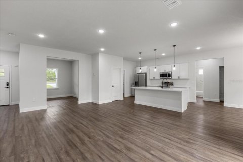 House in Ocala, Florida 4 bedrooms, 181.07 sq.m. № 1771858 - photo 18