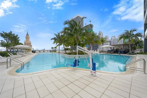 Condo in Miami, Florida  № 2052807 - photo 12