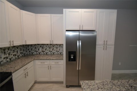 Apartamento en alquiler en Palm Coast, Florida, 3 dormitorios, 110.37 m2 № 1901657 - foto 7