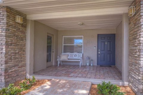 Villa ou maison à louer à Tampa, Floride: 4 chambres, 186.55 m2 № 2157897 - photo 3