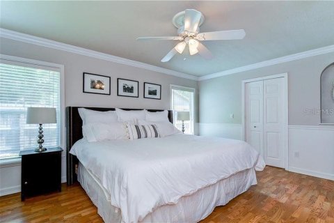 Villa ou maison à louer à Tampa, Floride: 4 chambres, 186.55 m2 № 2157897 - photo 14