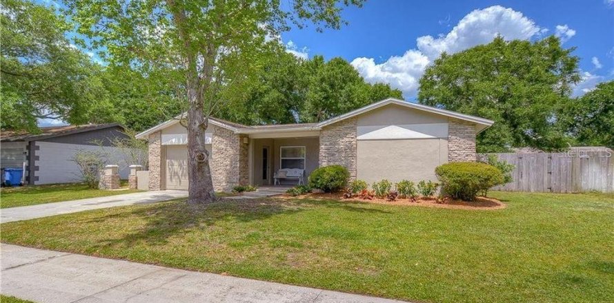 Villa ou maison à Tampa, Floride 4 chambres, 186.55 m2 № 2157897