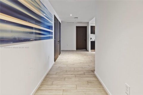 Copropriété à louer à Miami, Floride: 3 chambres, 104.52 m2 № 1960087 - photo 7