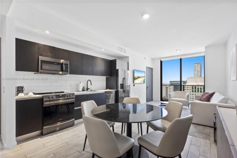 Copropriété à louer à Miami, Floride: 3 chambres, 104.52 m2 № 1960087 - photo 3