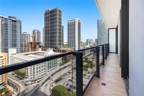 Copropriété à louer à Miami, Floride: 3 chambres, 104.52 m2 № 1960087 - photo 22