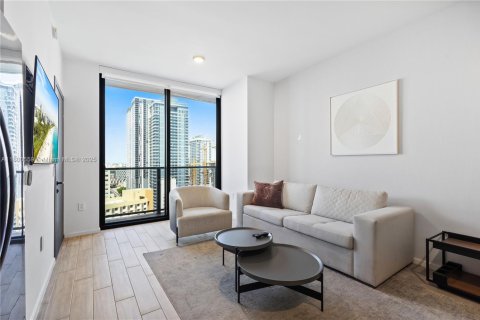 Copropriété à louer à Miami, Floride: 3 chambres, 104.52 m2 № 1960087 - photo 6