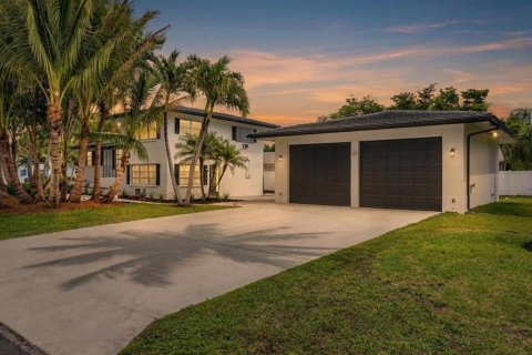 Villa ou maison à Pompano Beach, Floride 3 chambres, 193.52 m2 № 2365207