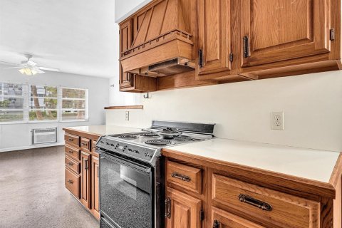 Villa ou maison à vendre à Pompano Beach, Floride: 3 chambres, 193.52 m2 № 2365207 - photo 28