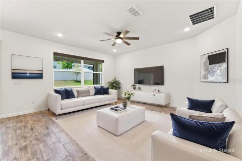 Villa ou maison à vendre à Mount Dora, Floride: 4 chambres, 223.89 m2 № 2259421 - photo 10