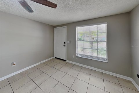 Villa ou maison à louer à Valrico, Floride: 3 chambres, 101.45 m2 № 2385947 - photo 3