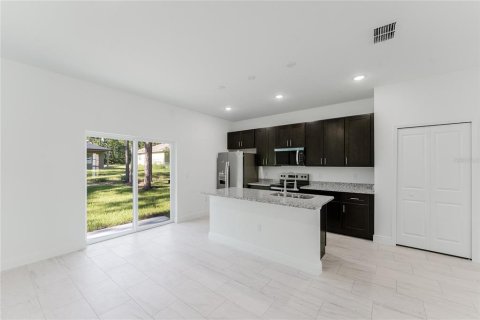 Villa ou maison à vendre à Citrus Springs, Floride: 3 chambres, 146.79 m2 № 1828623 - photo 9