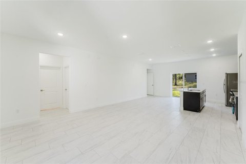 Villa ou maison à vendre à Citrus Springs, Floride: 3 chambres, 146.79 m2 № 1828623 - photo 5
