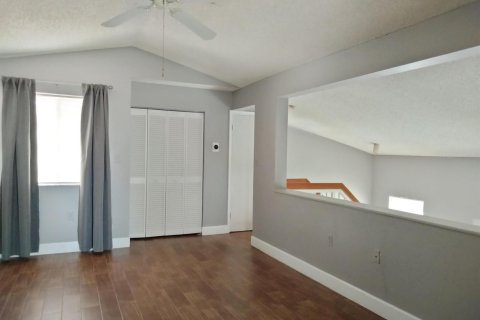 Condo in West Palm Beach, Florida, 3 bedrooms  № 2393188 - photo 10