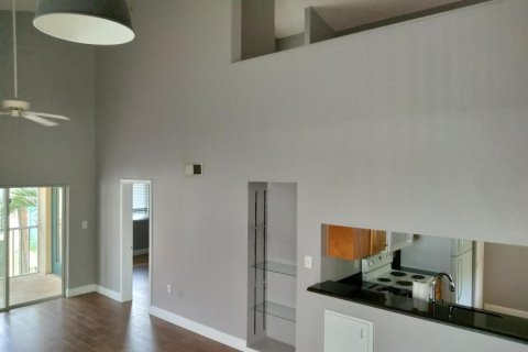 Condo in West Palm Beach, Florida, 3 bedrooms  № 2393188 - photo 12