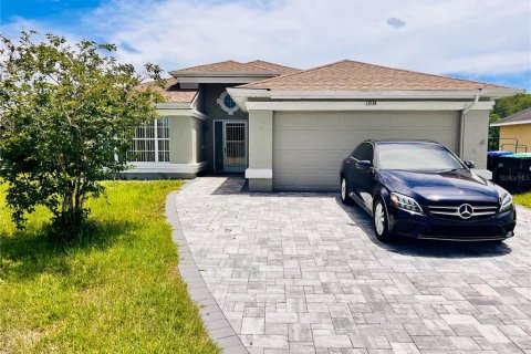 House in Orlando, Florida 3 bedrooms, 124.02 sq.m. № 2233316 - photo 12