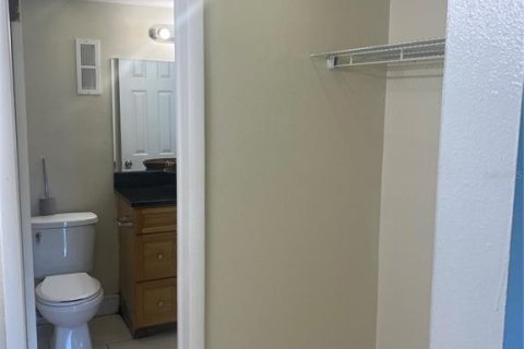 Appartement à louer à Brandon, Floride: 2 chambres, 101.26 m2 № 1841840 - photo 5