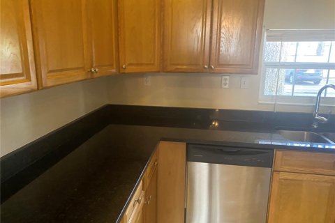 Appartement à louer à Brandon, Floride: 2 chambres, 101.26 m2 № 1841840 - photo 11
