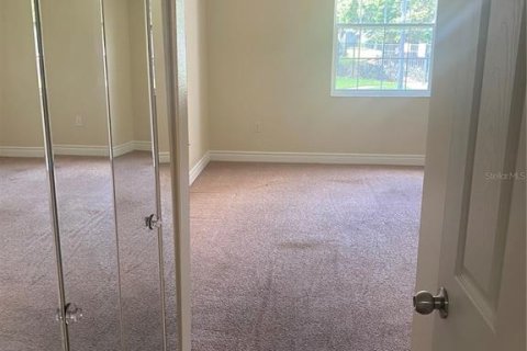 Appartement à louer à Brandon, Floride: 2 chambres, 101.26 m2 № 1841840 - photo 3